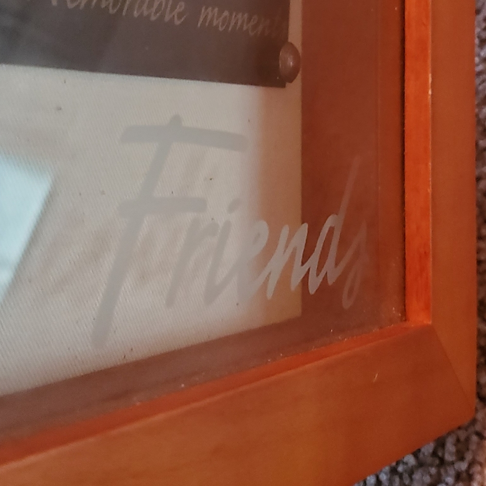 Friends shadowbox - Picture 2 of 3